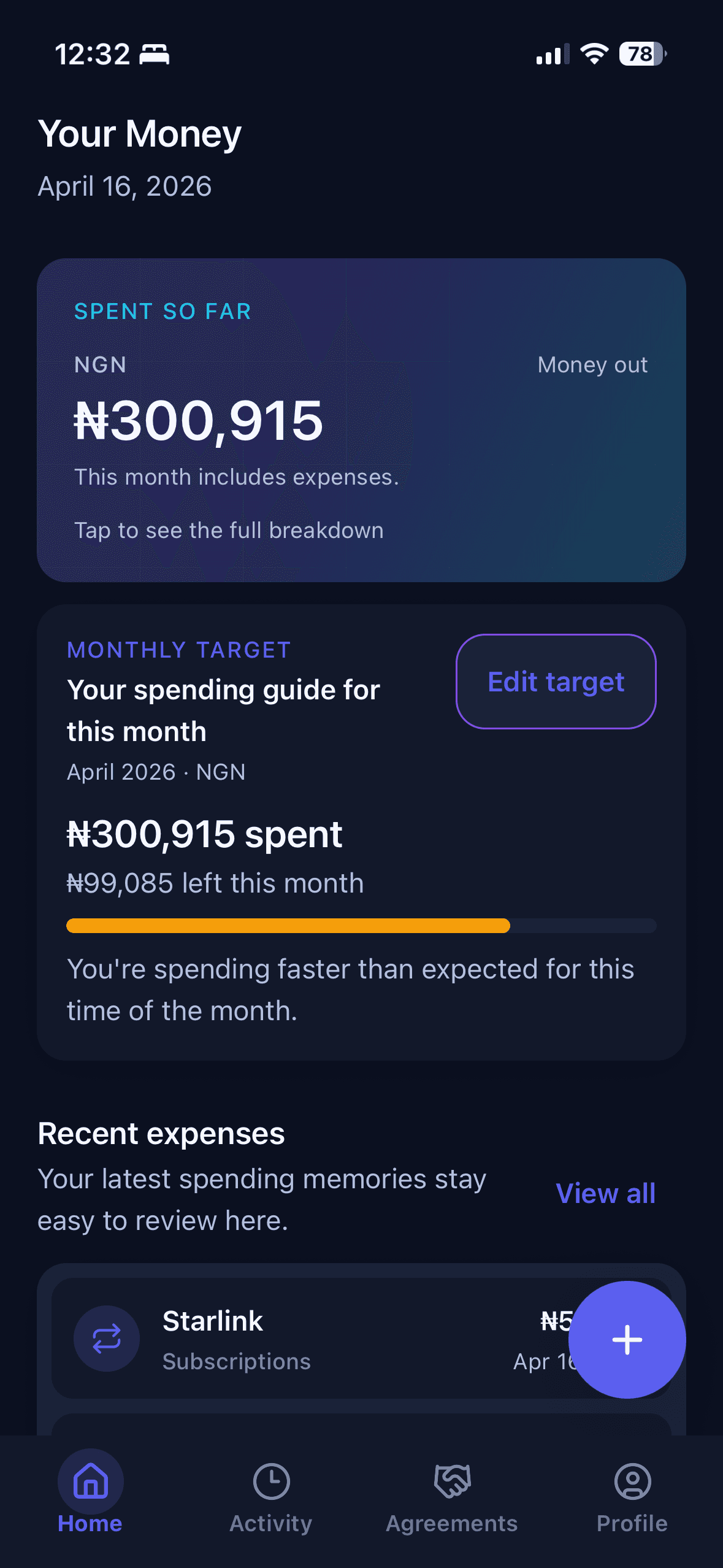 Moniqa home screen showing spending progress and recent expenses.